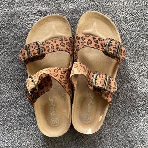 Cat & Jack leopard sandals girls, size 13